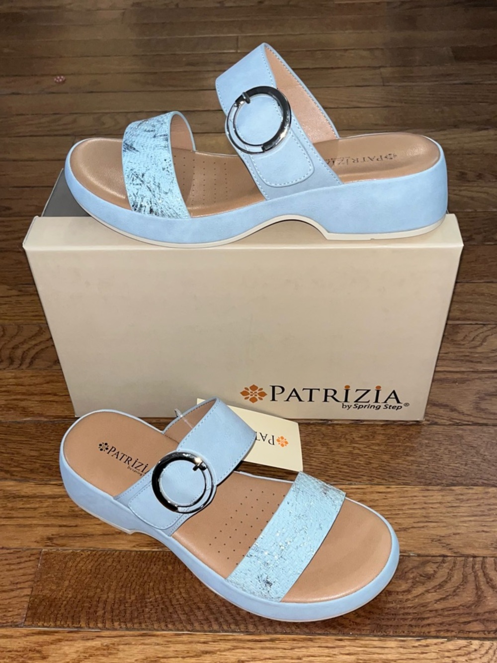 Patrizia by Spring Step Fenna Slide Sandals Light Grey Women’s Size 8.5 or EU 39
